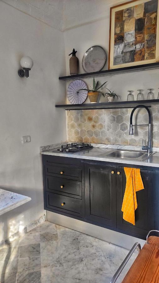 Lella Zohra, Studio Avec Piscine A Sidi Bou Said B&B 외부 사진